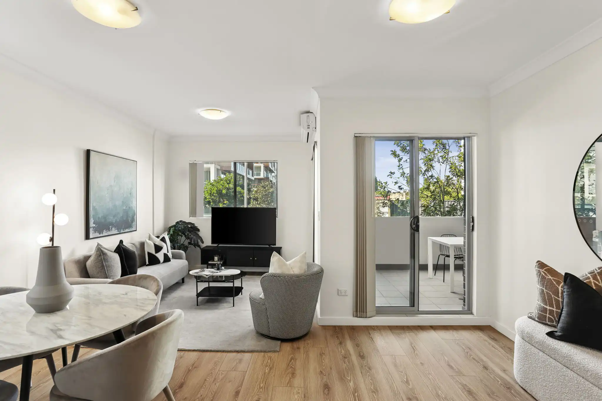 10/2 Porter Street Ryde